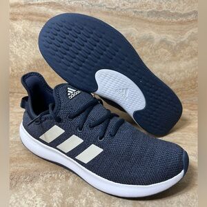 Women’s size 9 Adidas cloud foam pure running shoes blue